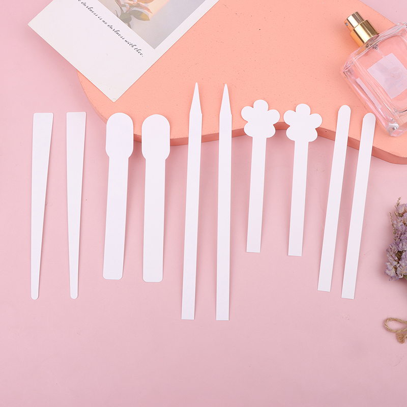 新商品・100枚/ロット 丸型アロマテラピーフレグランス香水 - Perfume Fragrance Oil のレビューと価格